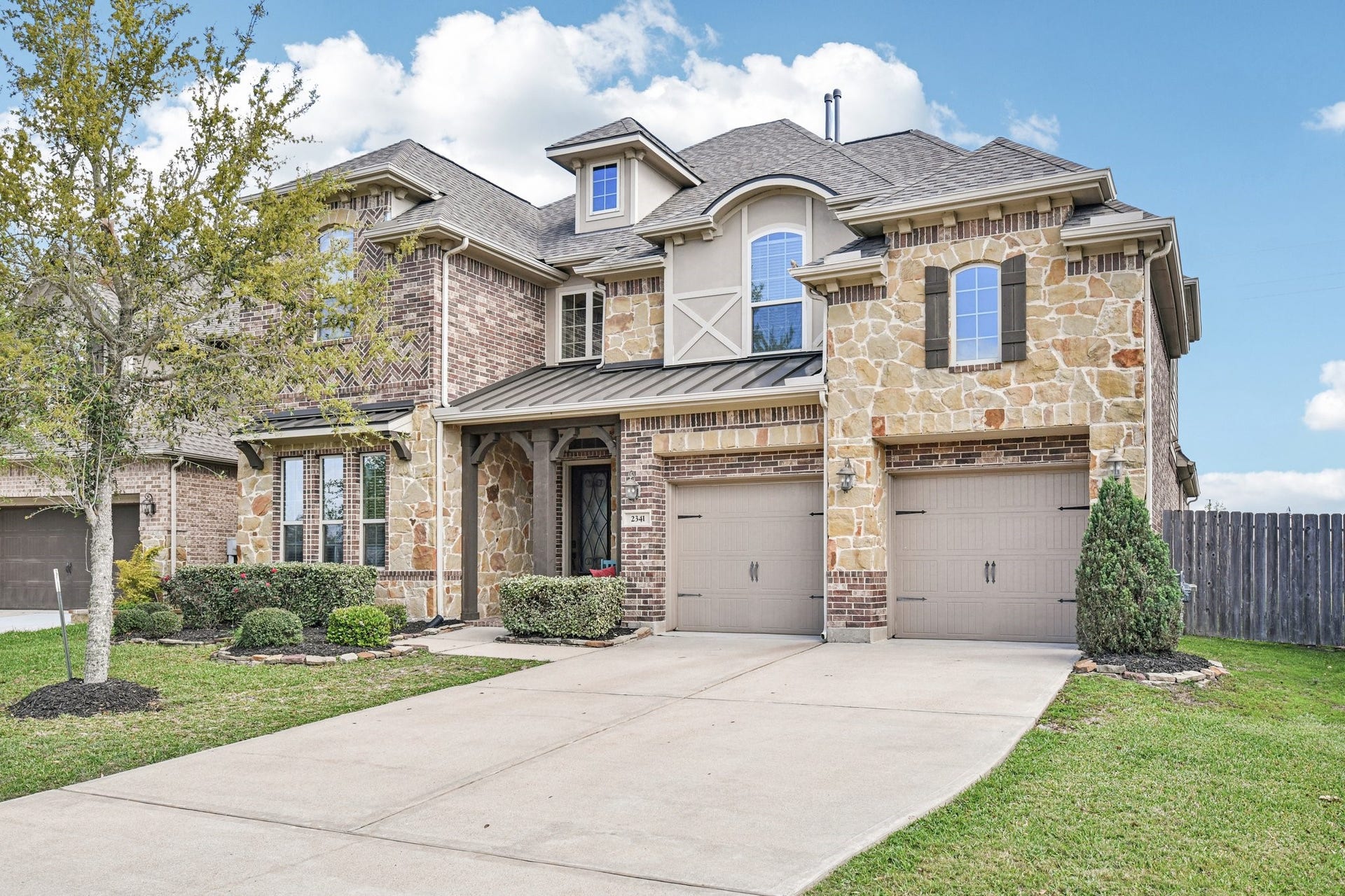 2341 Shallow Creek Lane, Friendswood, TX 77546 2341 Shallow Creek Lane, Friendswood, TX 77546