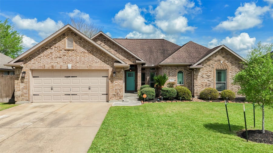 Property photo for 144 Dove Trail, Richwood, TX
