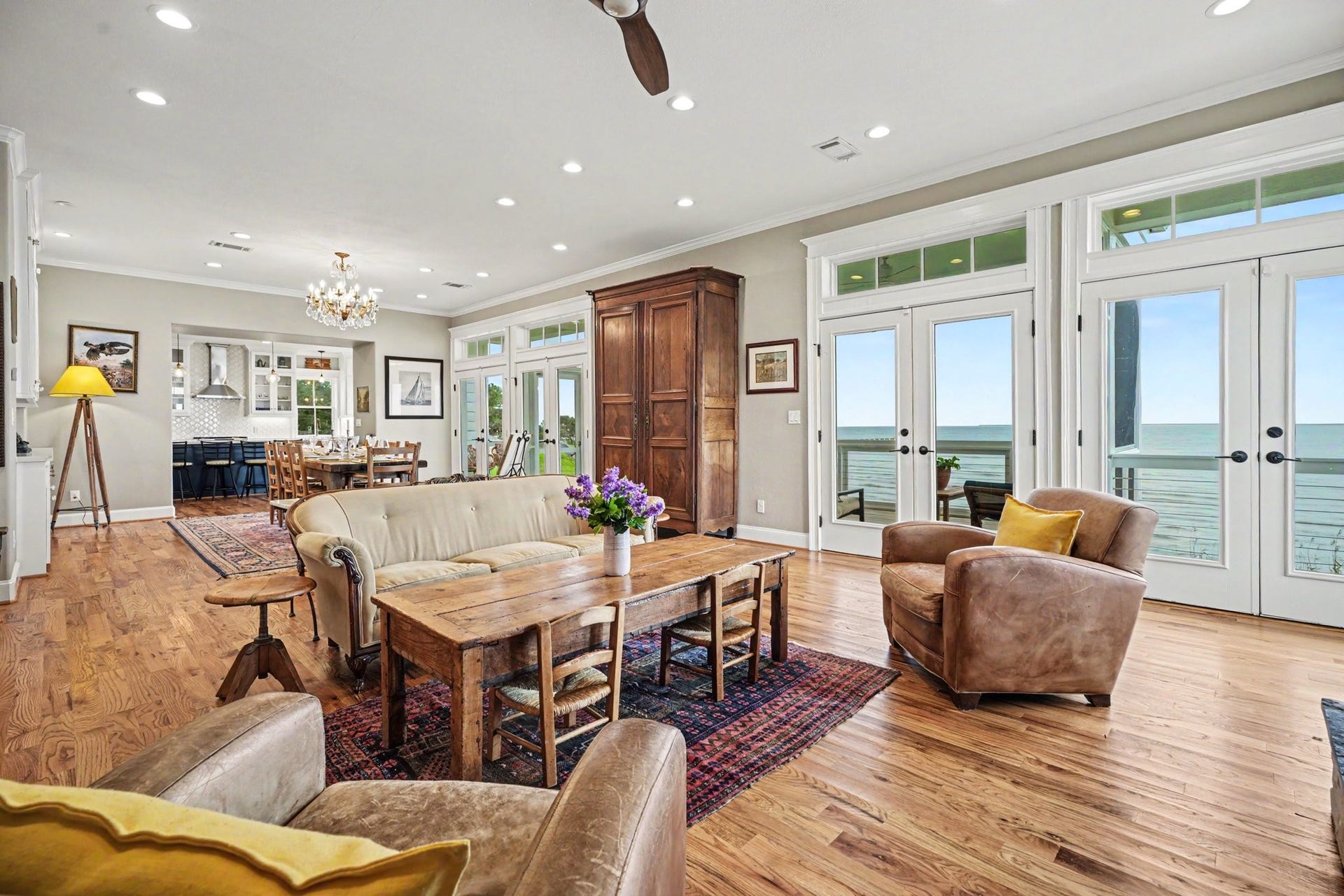 4522 Tharp Drive, Seabrook, TX 77586 4522 Tharp Drive, Seabrook, TX 77586
