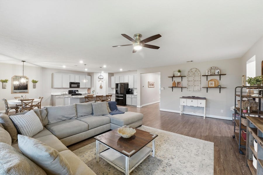 Property photo for 3502 Saxton Green Rd Road, Pearland, TX