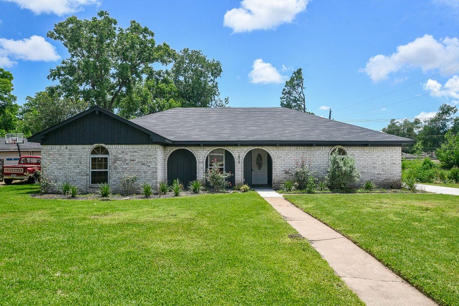 Property photo for 1808 Long Drive, Richmond, TX