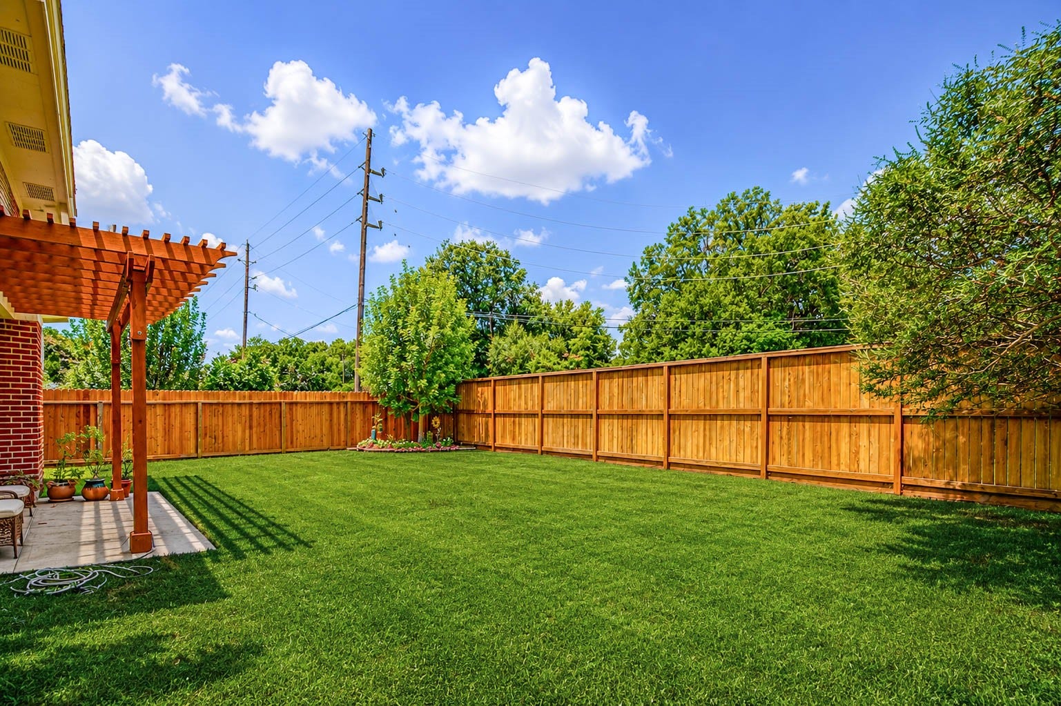 17311 Pikes Peek Court, Tomball, TX 77377 17311 Pikes Peek Court, Tomball, TX 77377