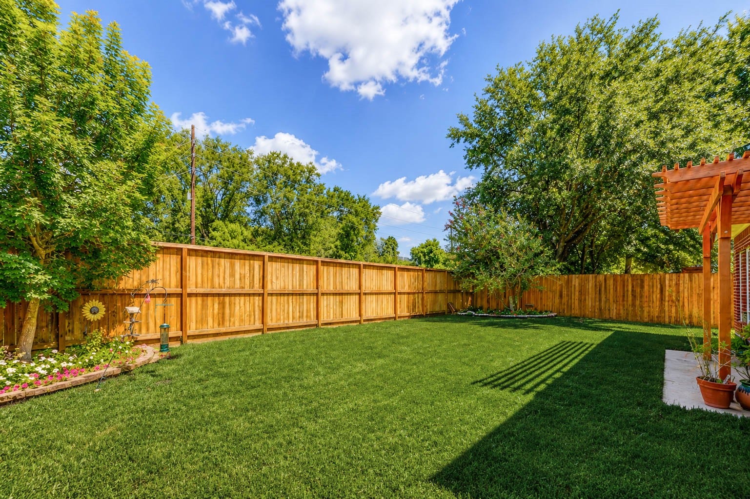 17311 Pikes Peek Court, Tomball, TX 77377 17311 Pikes Peek Court, Tomball, TX 77377