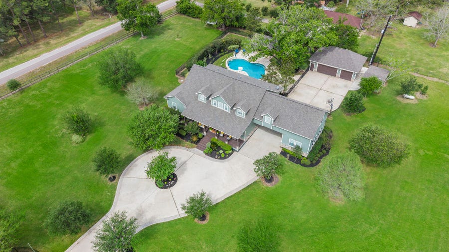 Property photo for 4710 Saddle Drive, Needville, TX