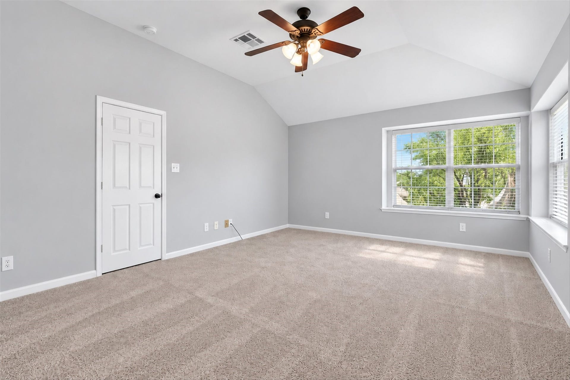 25039 Galium Meadows, Tomball, TX 77375 25039 Galium Meadows, Tomball, TX 77375
