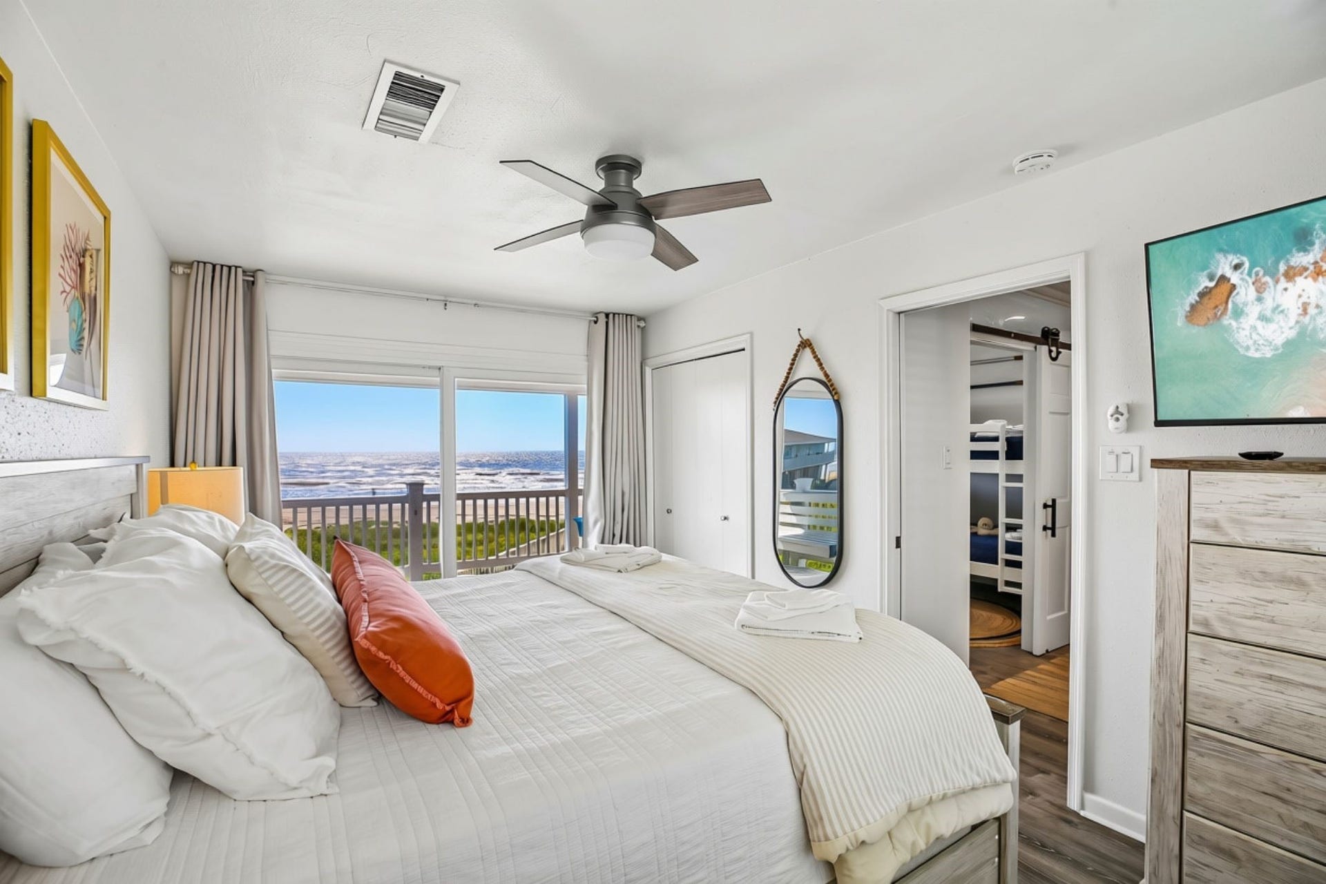 4230 Pirates Drive, Galveston, TX 77554 4230 Pirates Drive, Galveston, TX 77554