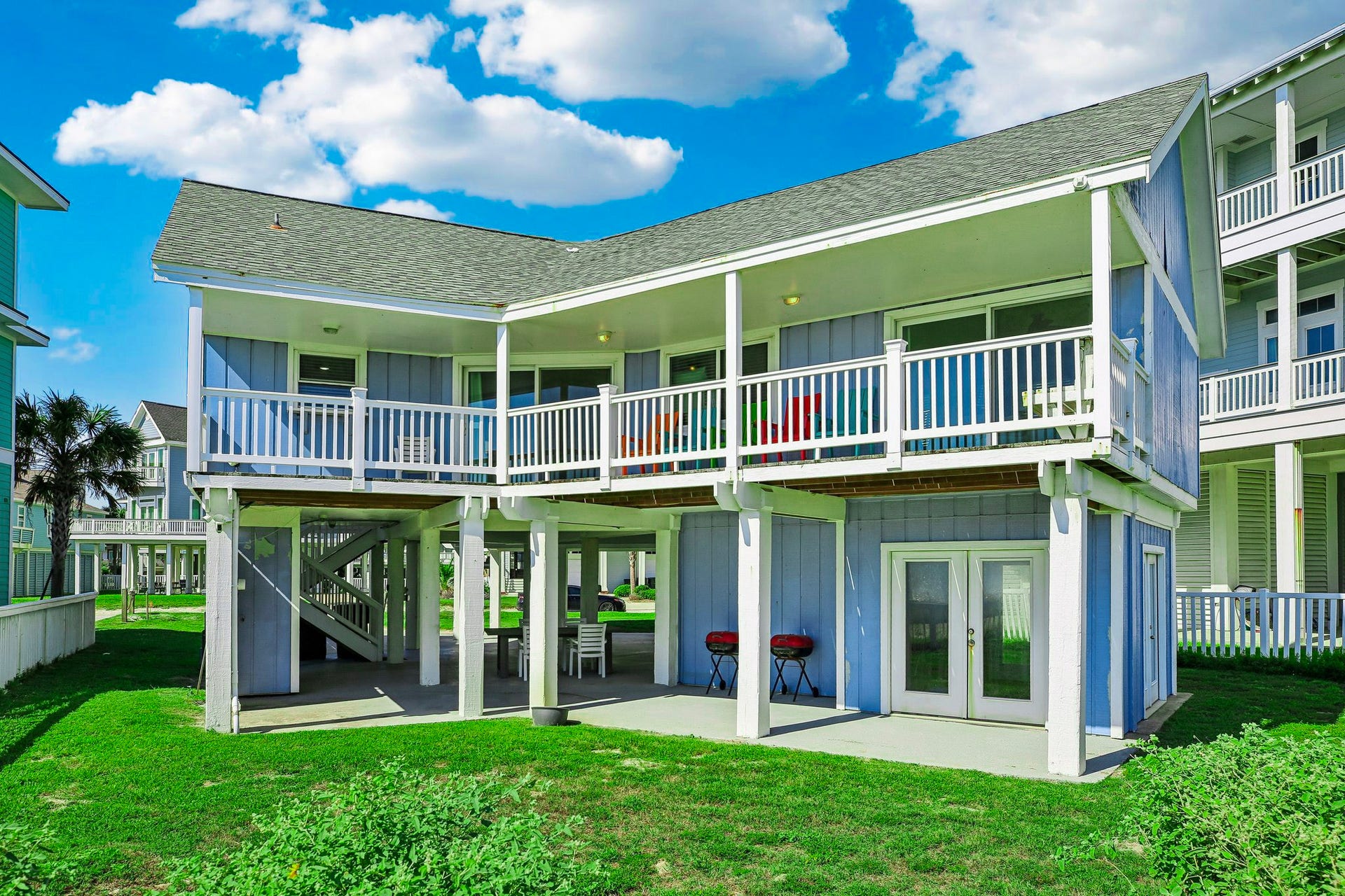 4230 Pirates Drive, Galveston, TX 77554 4230 Pirates Drive, Galveston, TX 77554