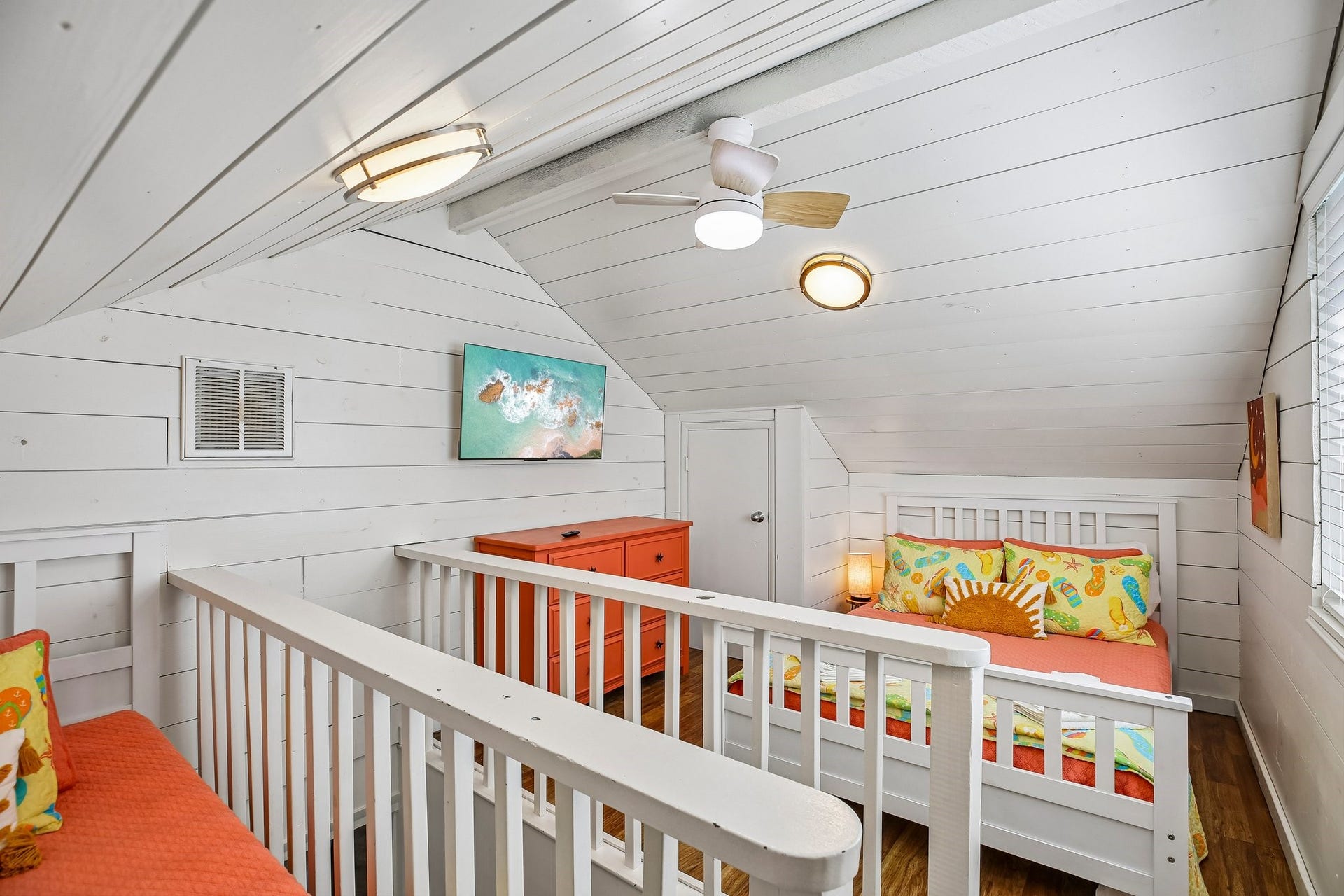 4230 Pirates Drive, Galveston, TX 77554 4230 Pirates Drive, Galveston, TX 77554