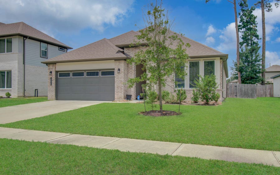 Property photo for 10026 Angelina Woods Lane, Conroe, TX