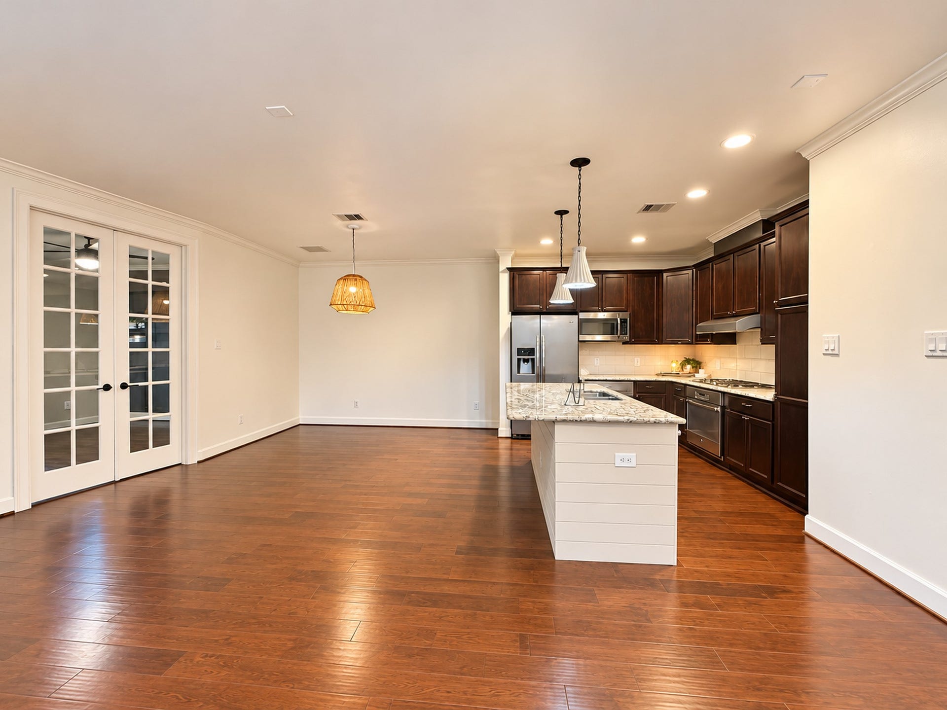 246 Kendrick Pines Boulevard, Spring, TX 77389 Light and Bright