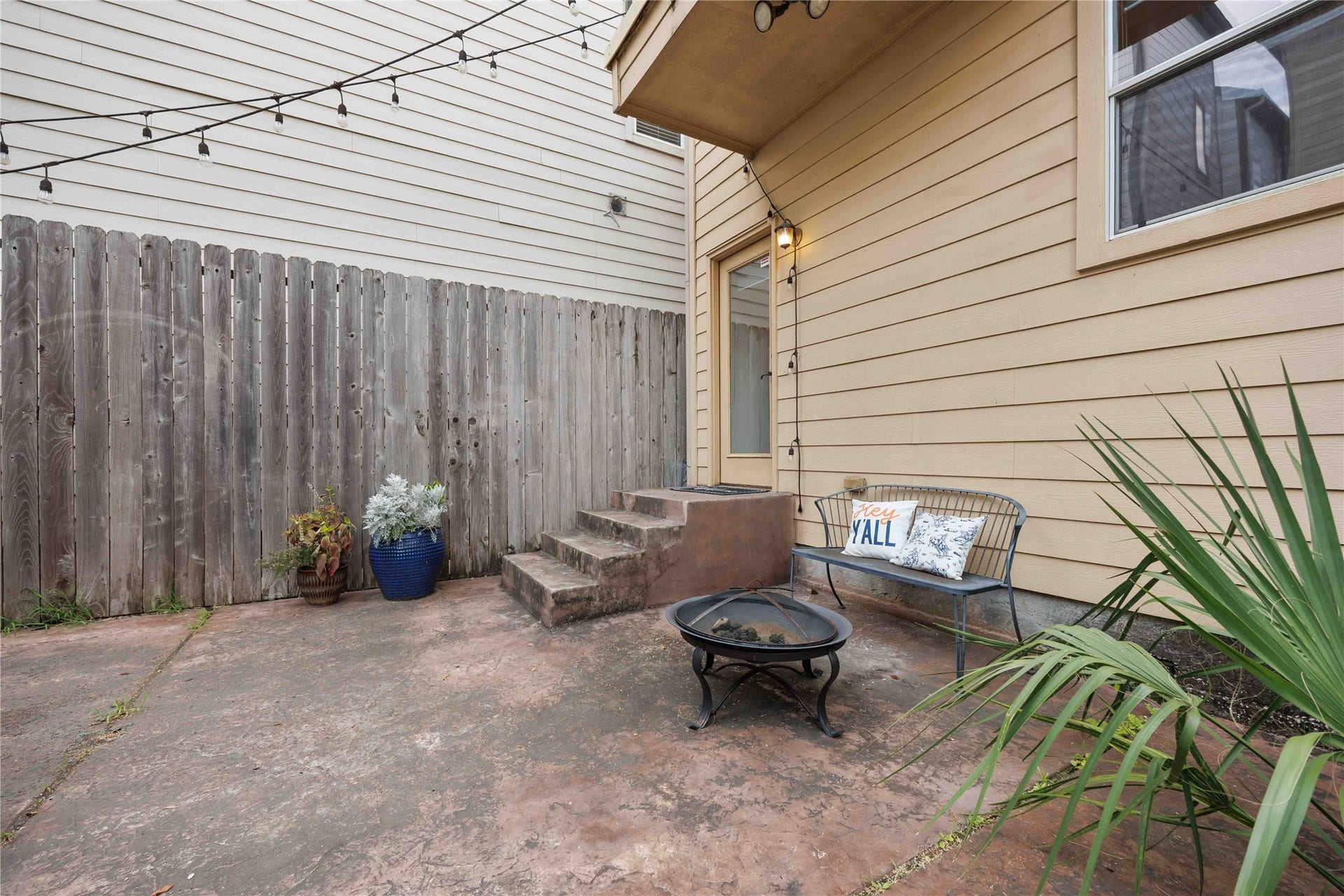 5524 Petty Street, Houston, TX 77007 5524 Petty Street, Houston, TX 77007