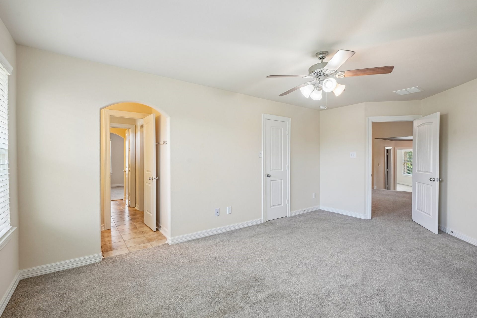 405 Old Orchard Drive, Dickinson, TX 77539 405 Old Orchard Drive, Dickinson, TX 77539