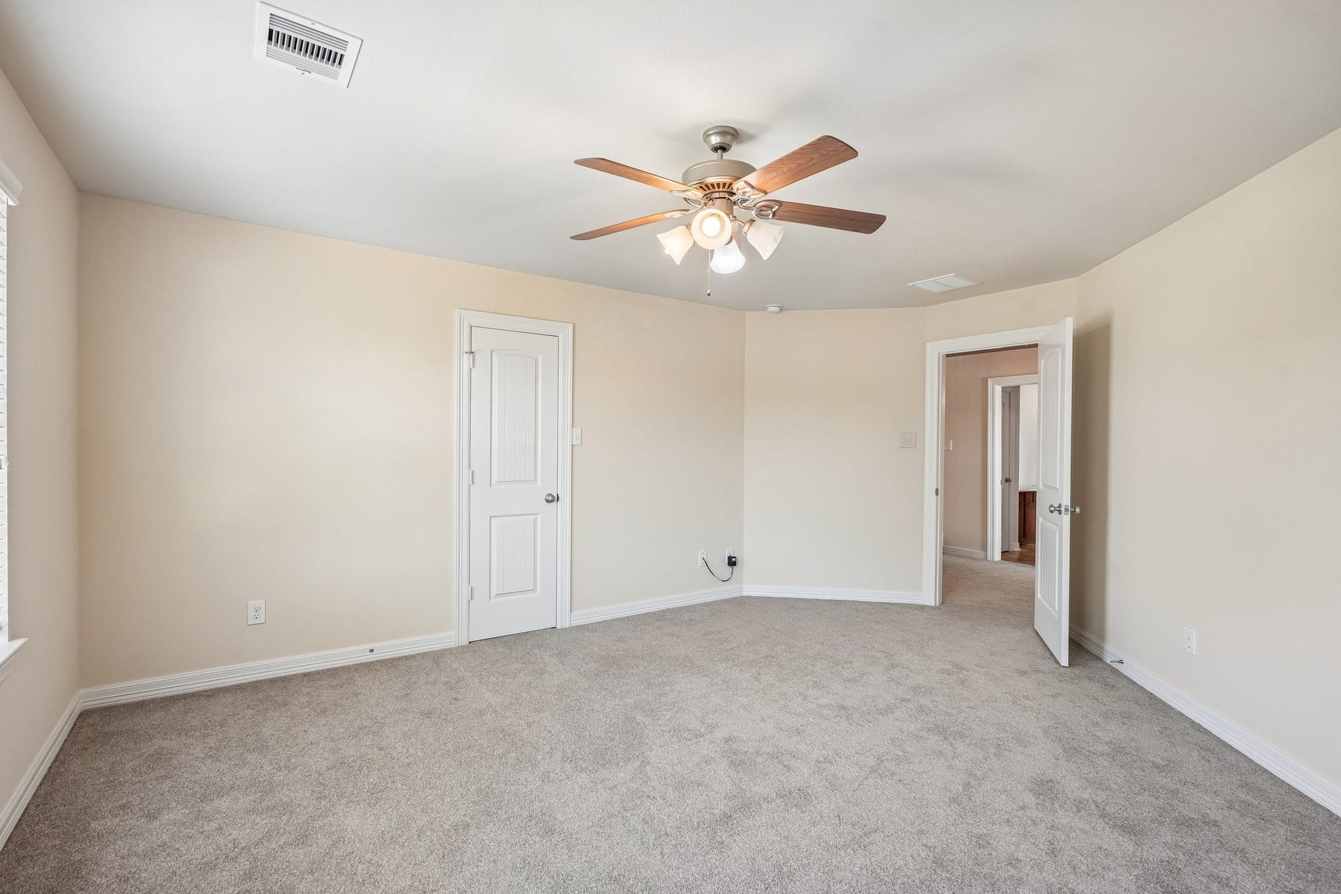 405 Old Orchard Drive, Dickinson, TX 77539 405 Old Orchard Drive, Dickinson, TX 77539