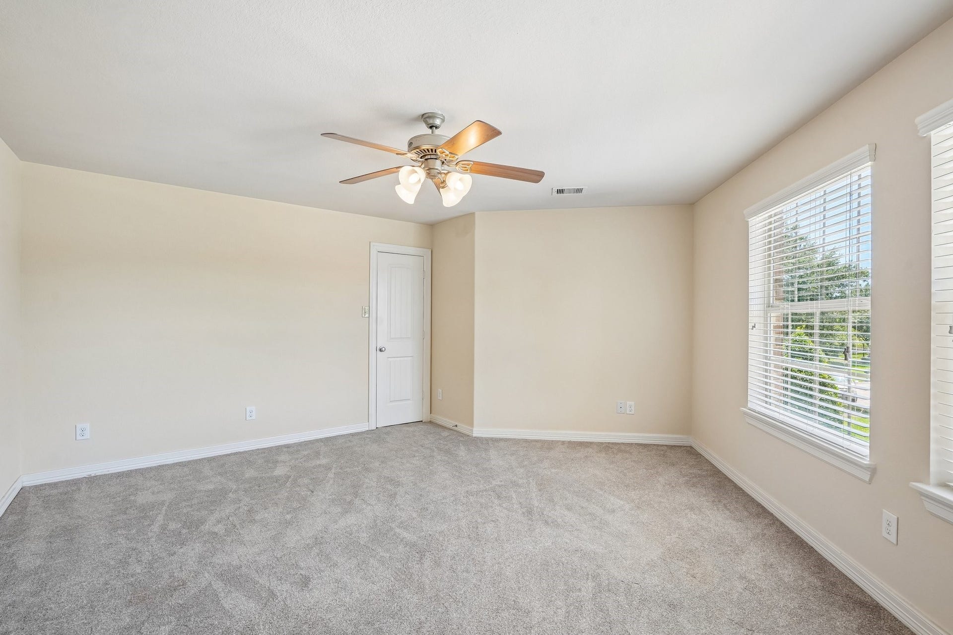 405 Old Orchard Drive, Dickinson, TX 77539 405 Old Orchard Drive, Dickinson, TX 77539