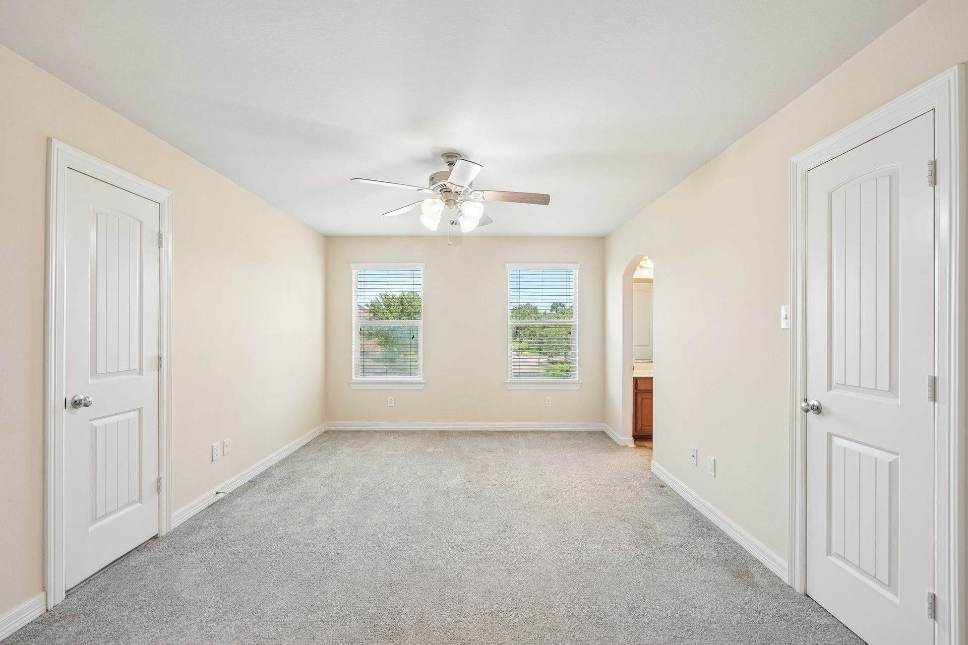 405 Old Orchard Drive, Dickinson, TX 77539 405 Old Orchard Drive, Dickinson, TX 77539