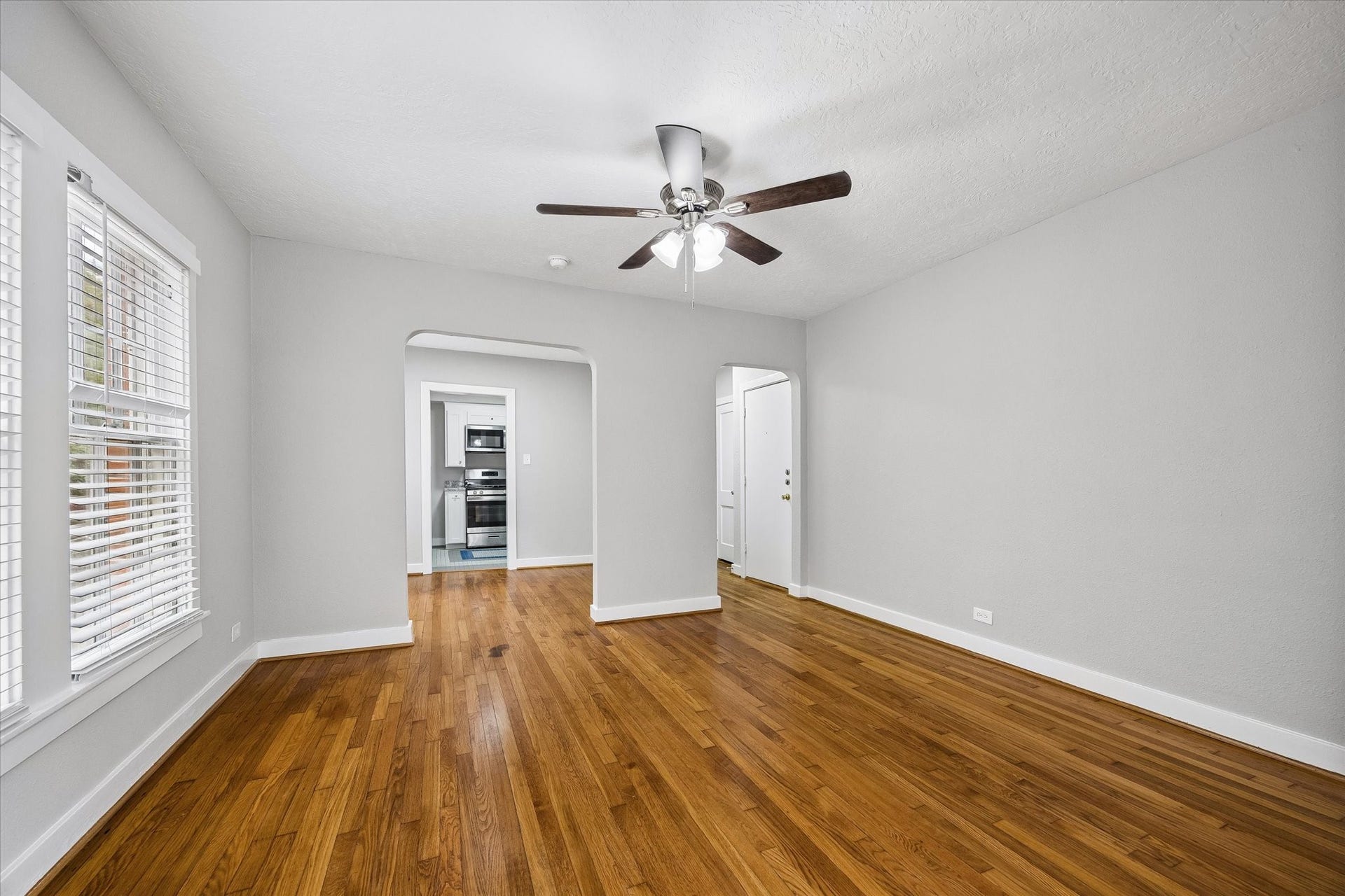 1812 W Alabama Street, #2, Houston, TX 77098 1812 W Alabama Street, #2, Houston, TX 77098