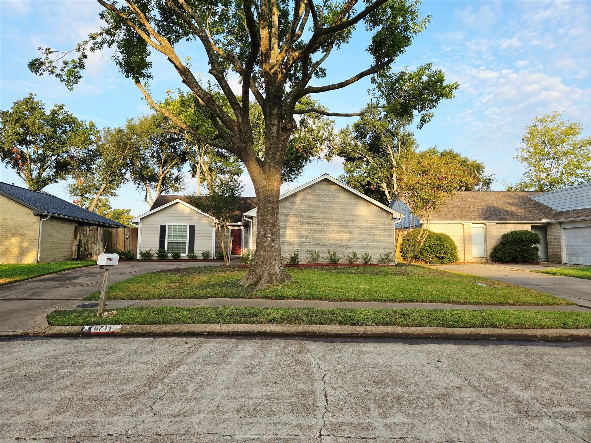 6711 Stonewater, Houston, TX 77084 6711 Stonewater, Houston, TX 77084