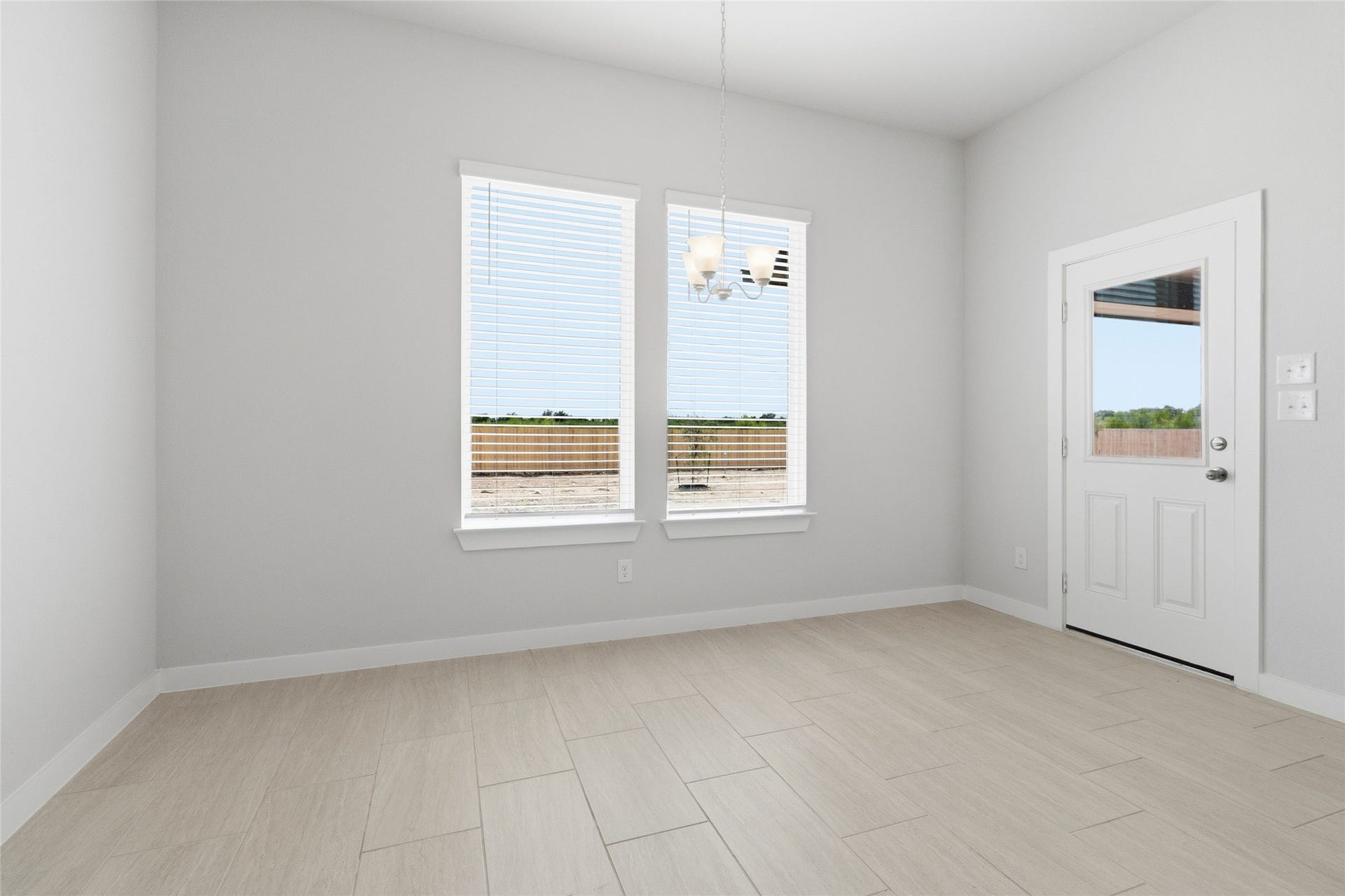 13625 Armstrong Street, Conroe, TX 77303 Representative Photo. Not Actual Home. Actual colors and features may vary.