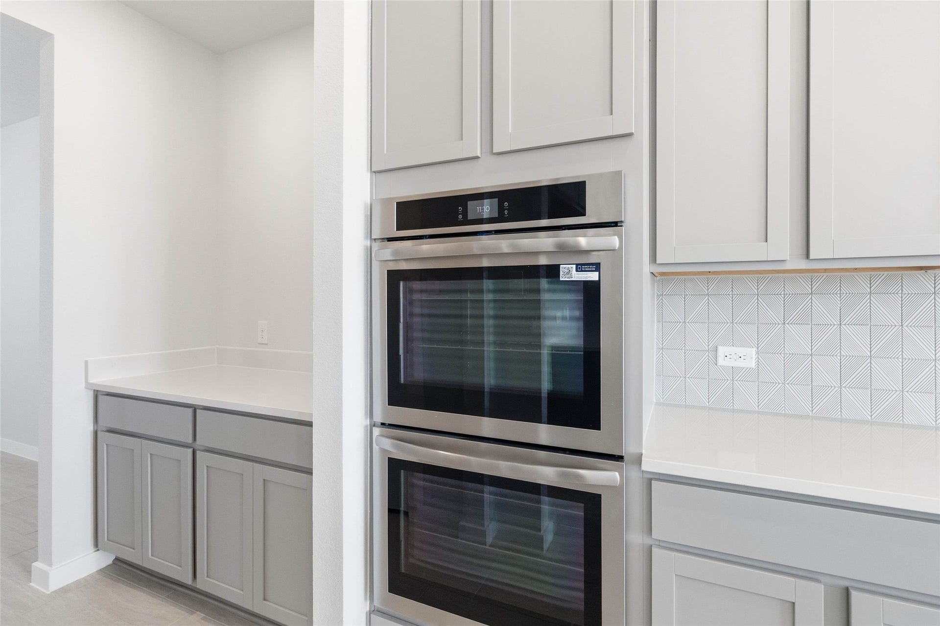 13625 Armstrong Street, Conroe, TX 77303 Representative Photo. Not Actual Home. Actual colors and features may vary.