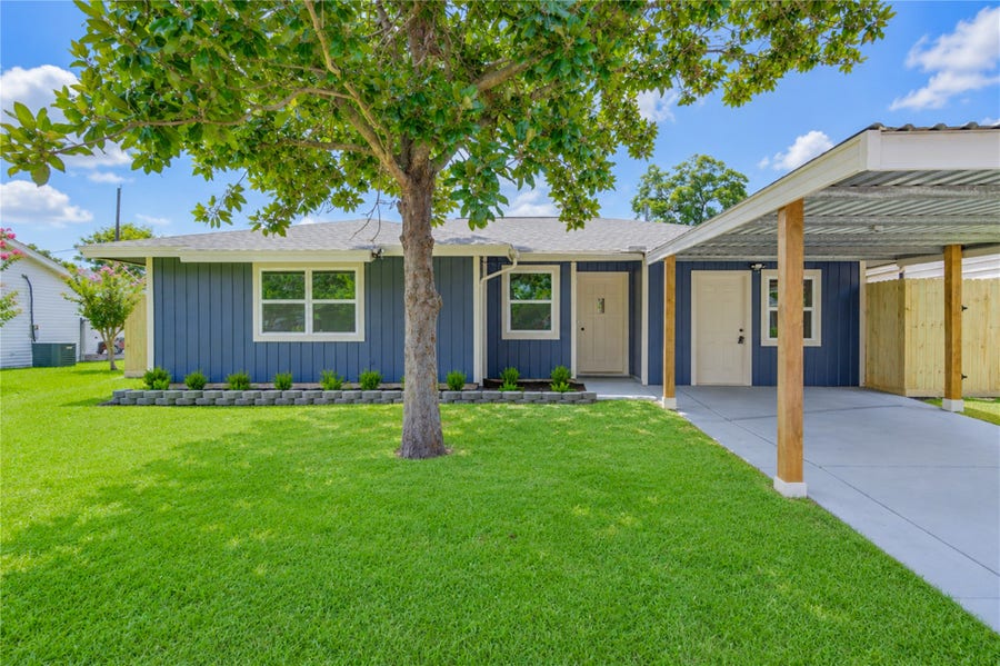 Property photo for 3538 Truxton Drive, Pasadena, TX