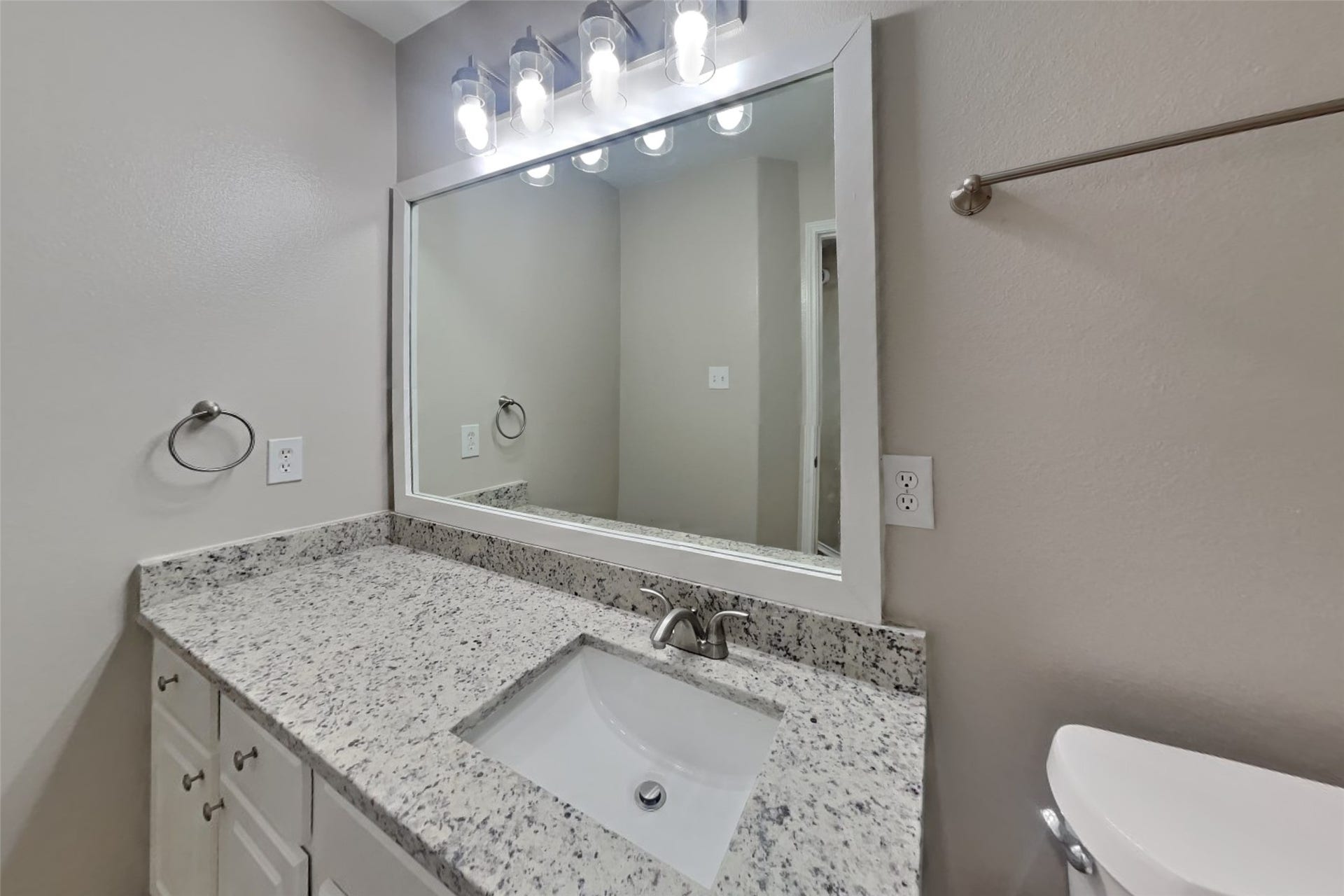 7918 Acacia Falls Court, Richmond, TX 77407 7918 Acacia Falls Court, Richmond, TX 77407