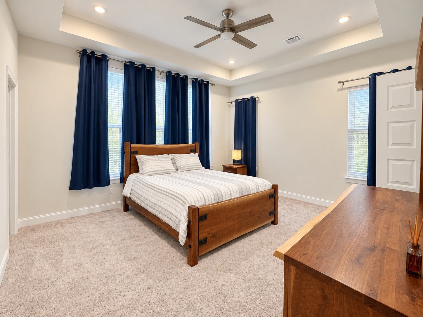 2716 Grand Fountains Drive, #H, Houston, TX 77054 2716 Grand Fountains Drive, #H, Houston, TX 77054