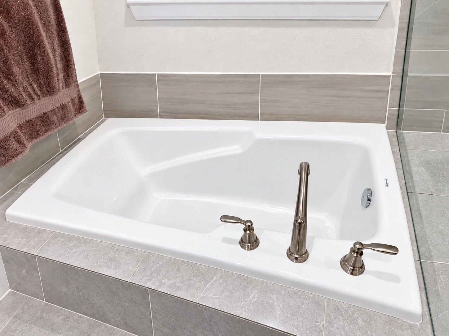 2716 Grand Fountains Drive, #H, Houston, TX 77054 2716 Grand Fountains Drive, #H, Houston, TX 77054