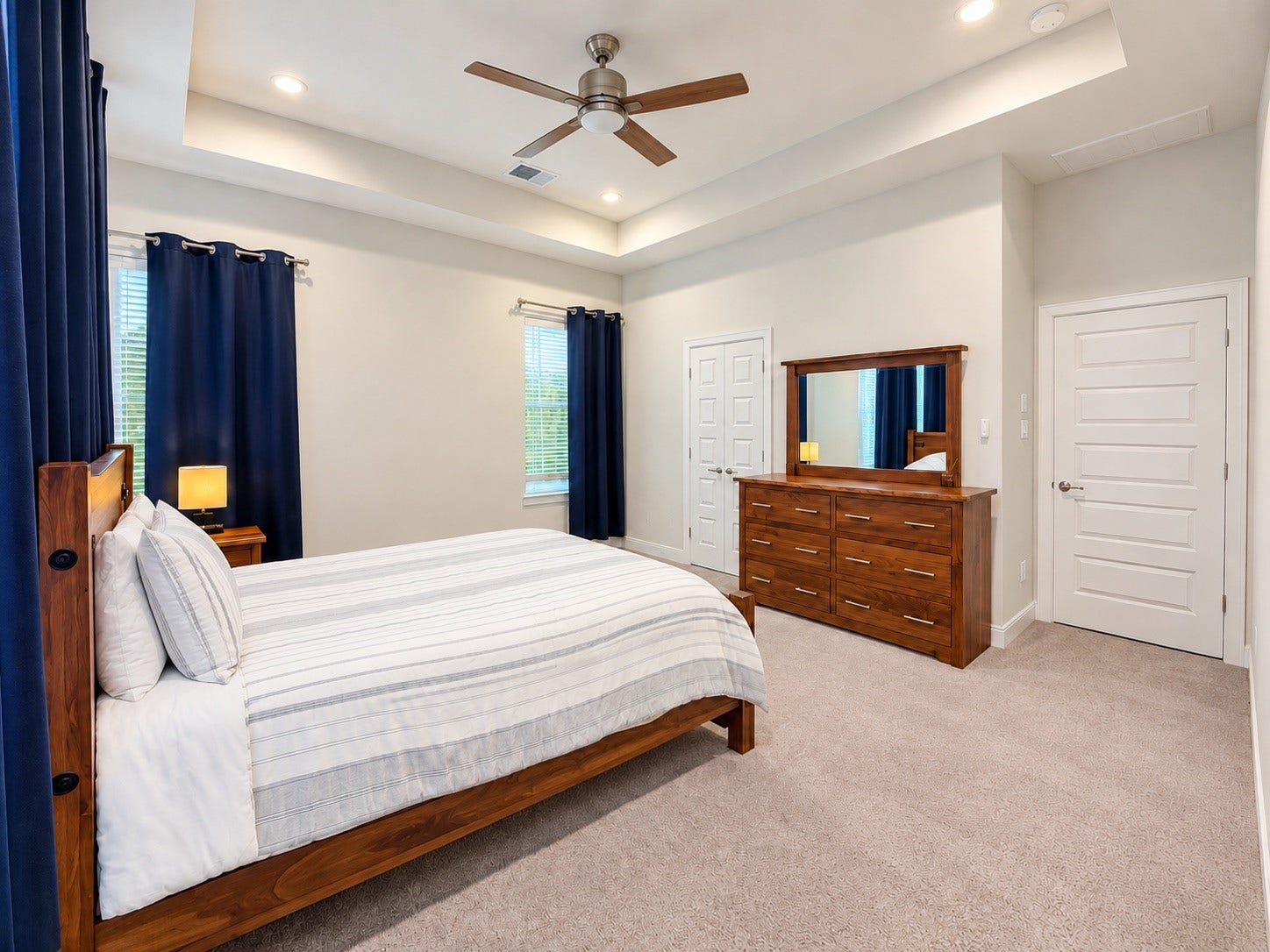 2716 Grand Fountains Drive, #H, Houston, TX 77054 2716 Grand Fountains Drive, #H, Houston, TX 77054