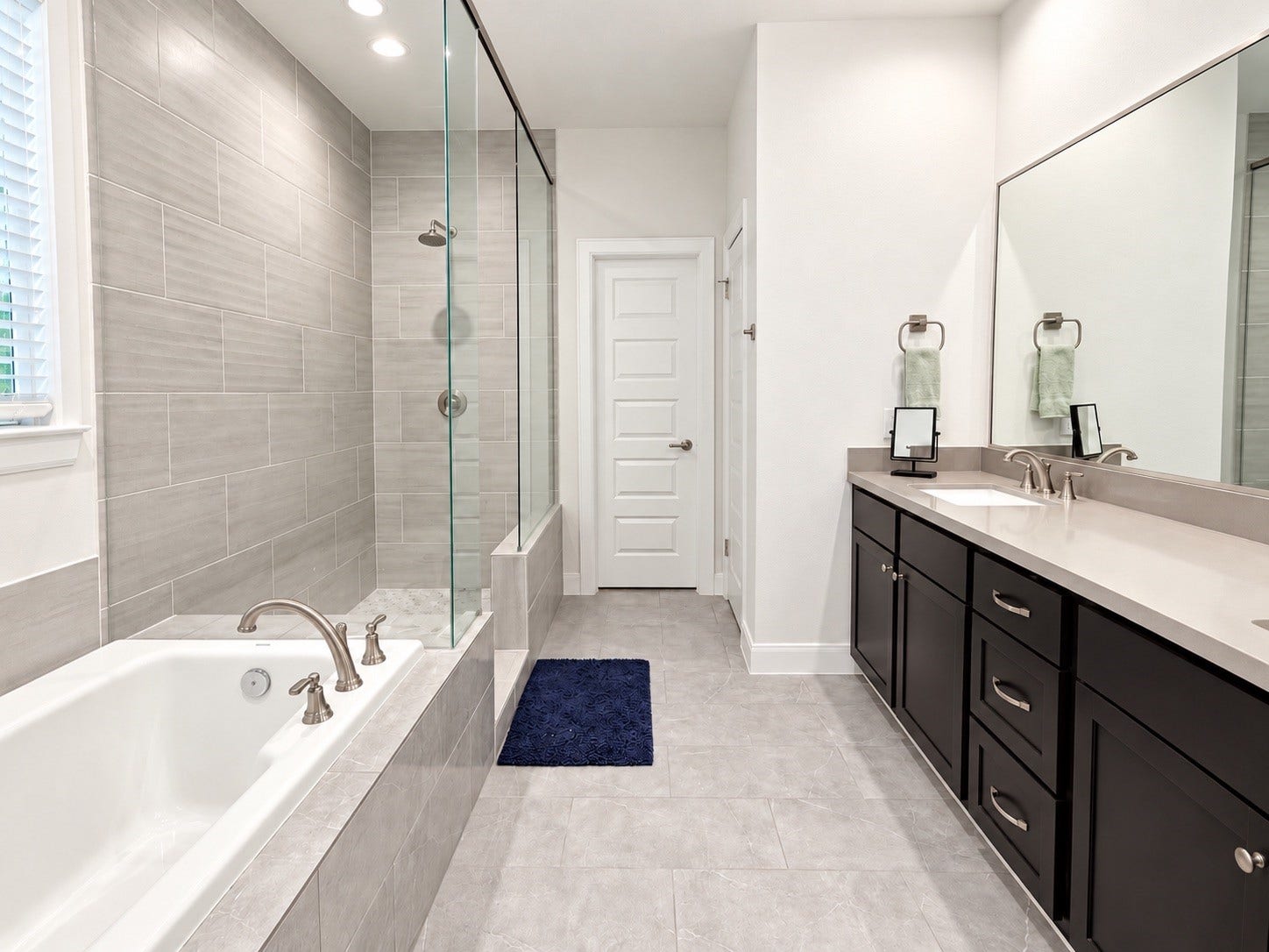 2716 Grand Fountains Drive, #H, Houston, TX 77054 2716 Grand Fountains Drive, #H, Houston, TX 77054