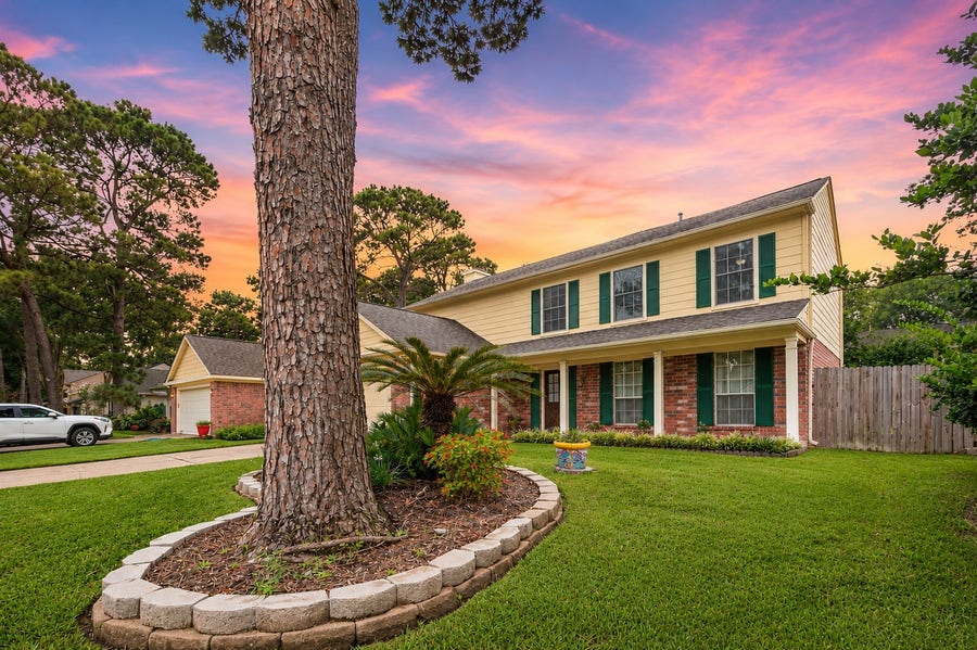 Property photo for 9302 Wandsworth Drive, Spring, TX