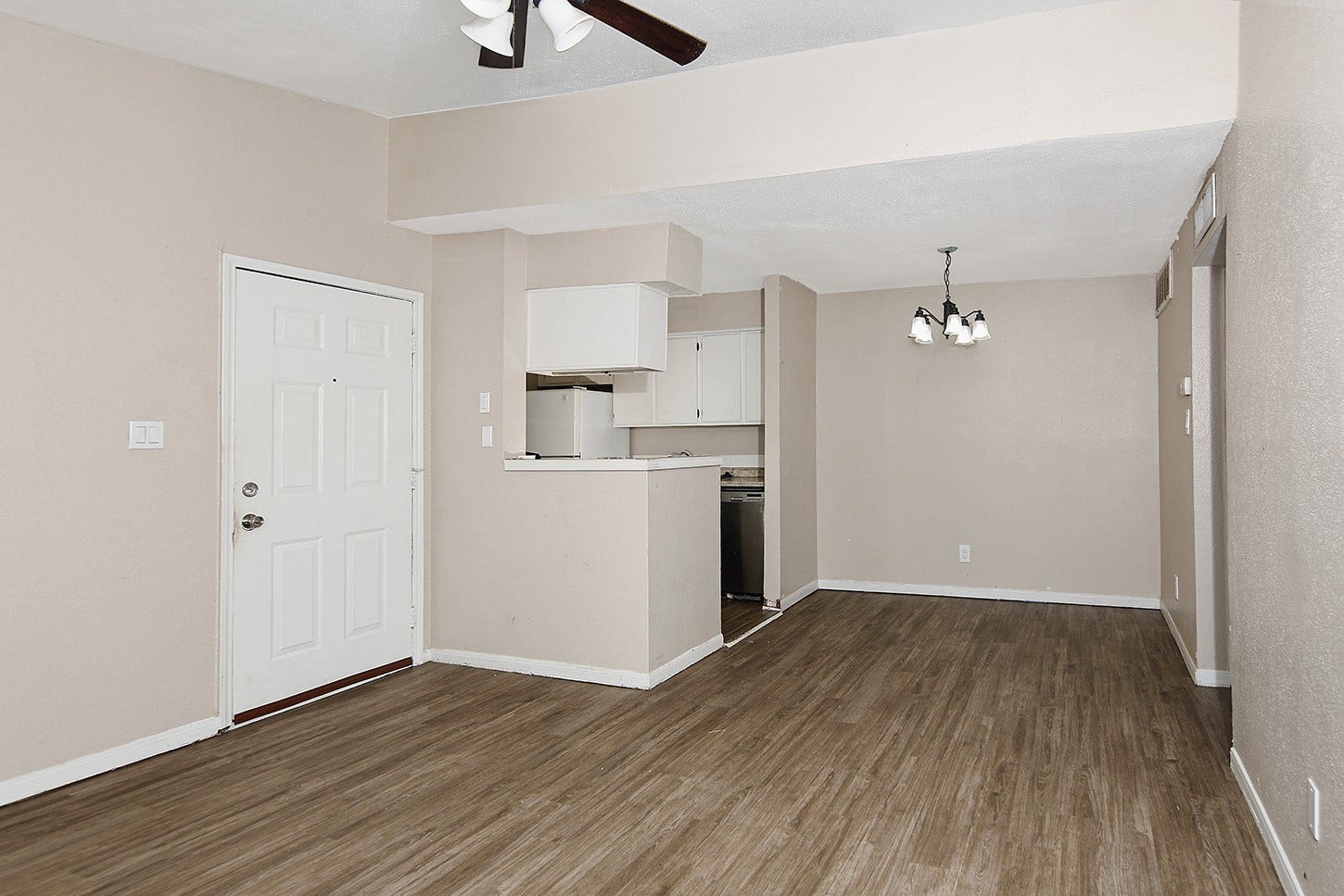 9550 Deering Drive, #410, Houston, TX 77036 9550 Deering Drive, #410, Houston, TX 77036