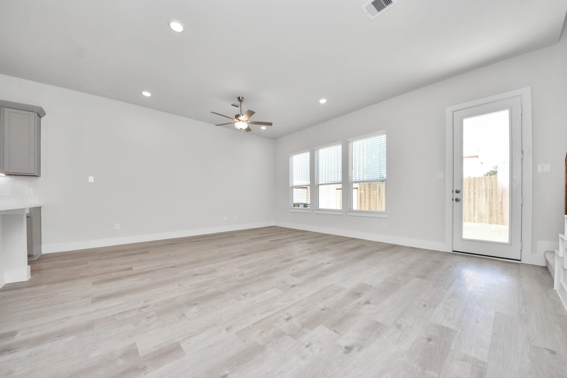 13451 Sun Cay Drive, Houston, TX 77047