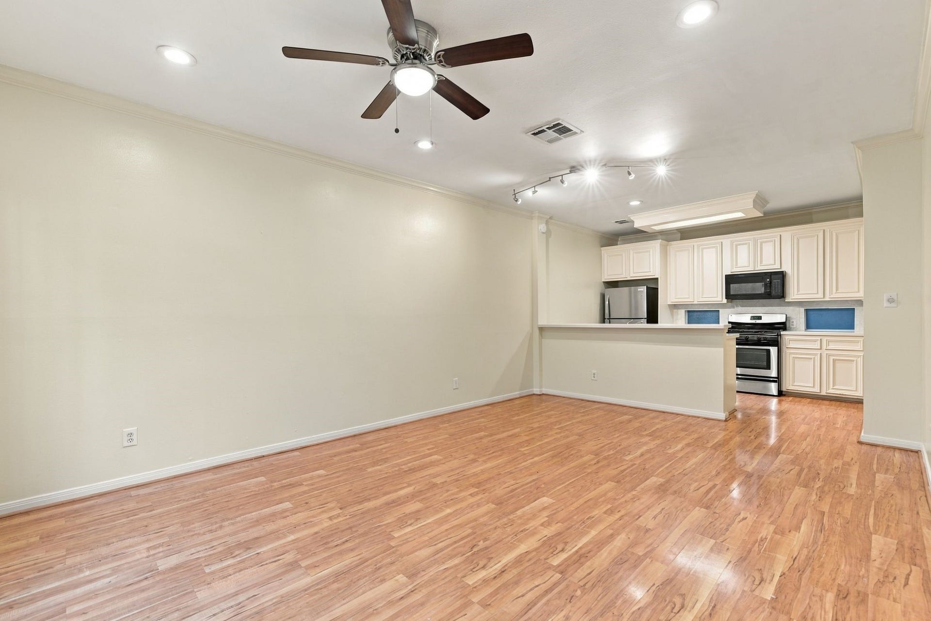 1512 Rosalie Street, Houston, TX 77004 1512 Rosalie Street, Houston, TX 77004