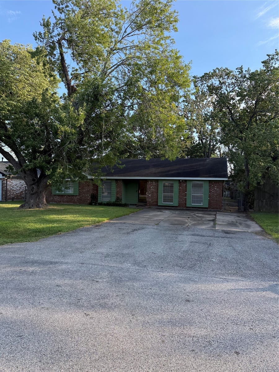Property photo for 2107 Shasta Street, League City, TX