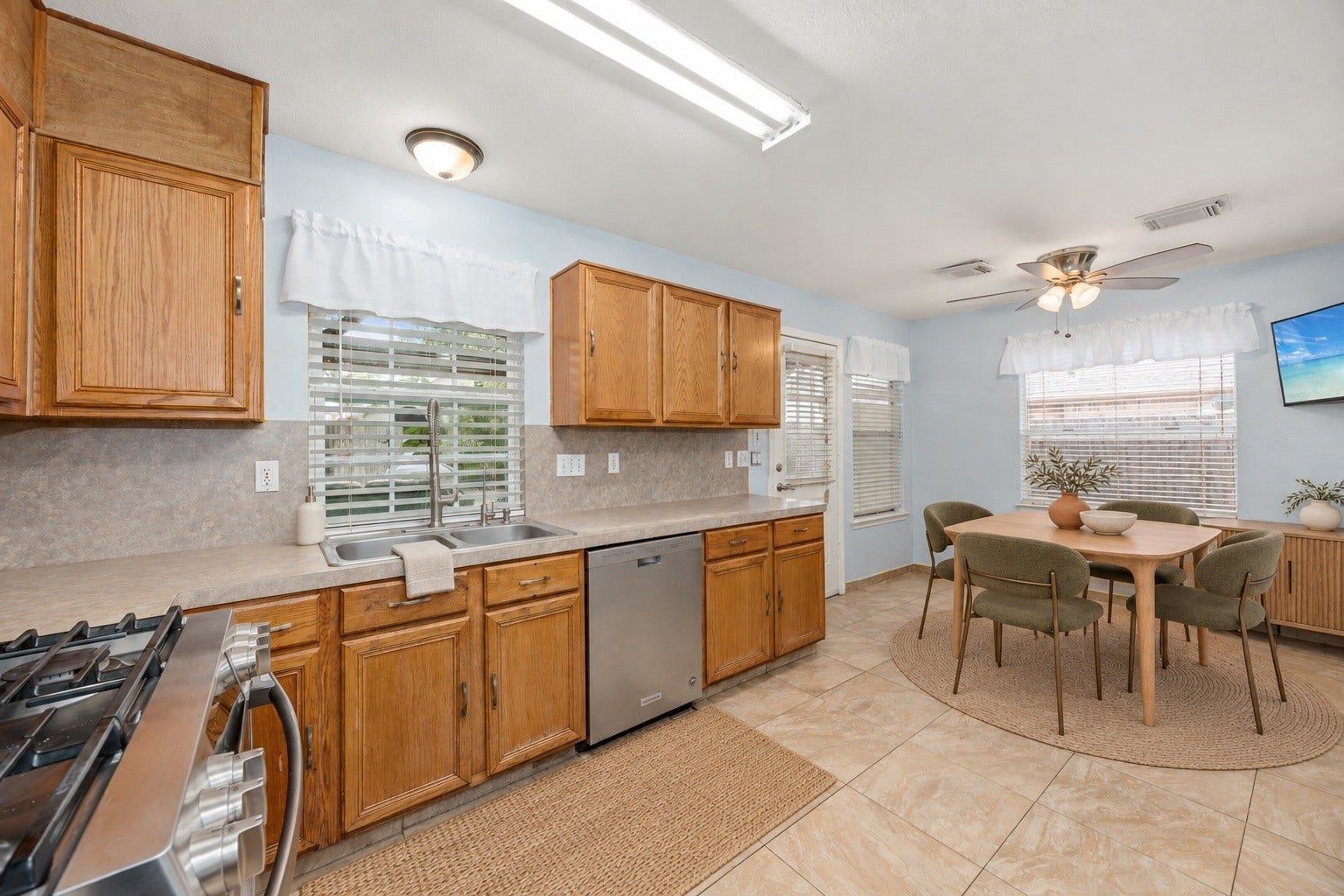 16123 Mossy Grove, Humble, TX 77346 16123 Mossy Grove, Humble, TX 77346