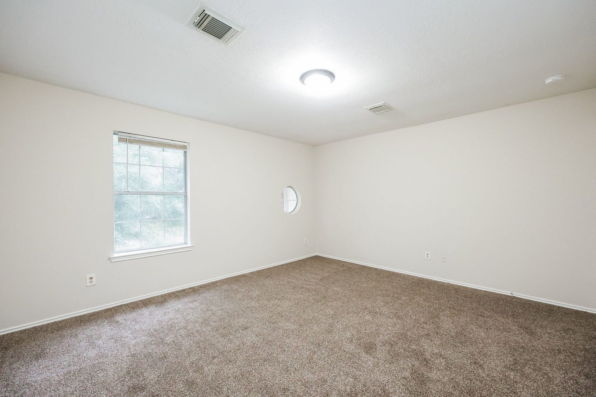 15734 Briargate Court, Houston, TX 77489