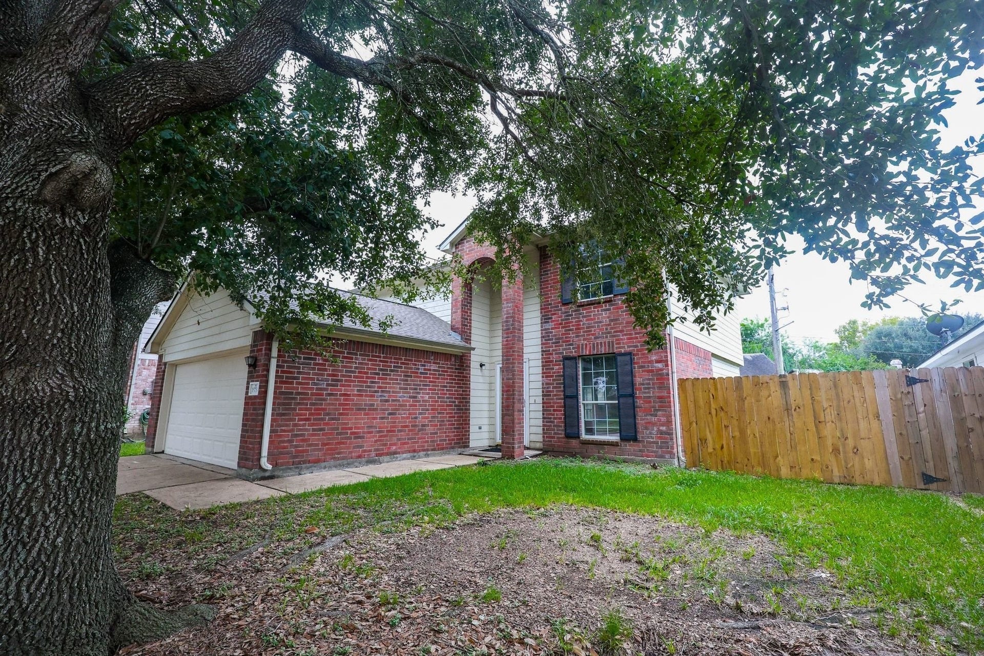 15734 Briargate Court, Houston, TX 77489