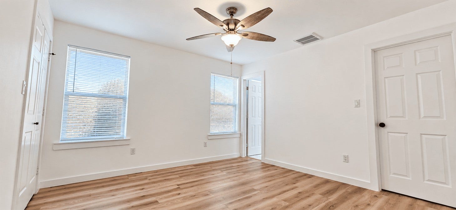 1052 NORTH LN A, Houston, TX 77088 1052 NORTH LN A, Houston, TX 77088