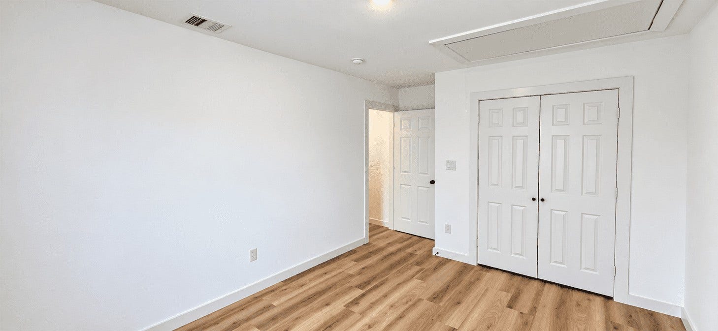 1052 NORTH LN A, Houston, TX 77088 1052 NORTH LN A, Houston, TX 77088
