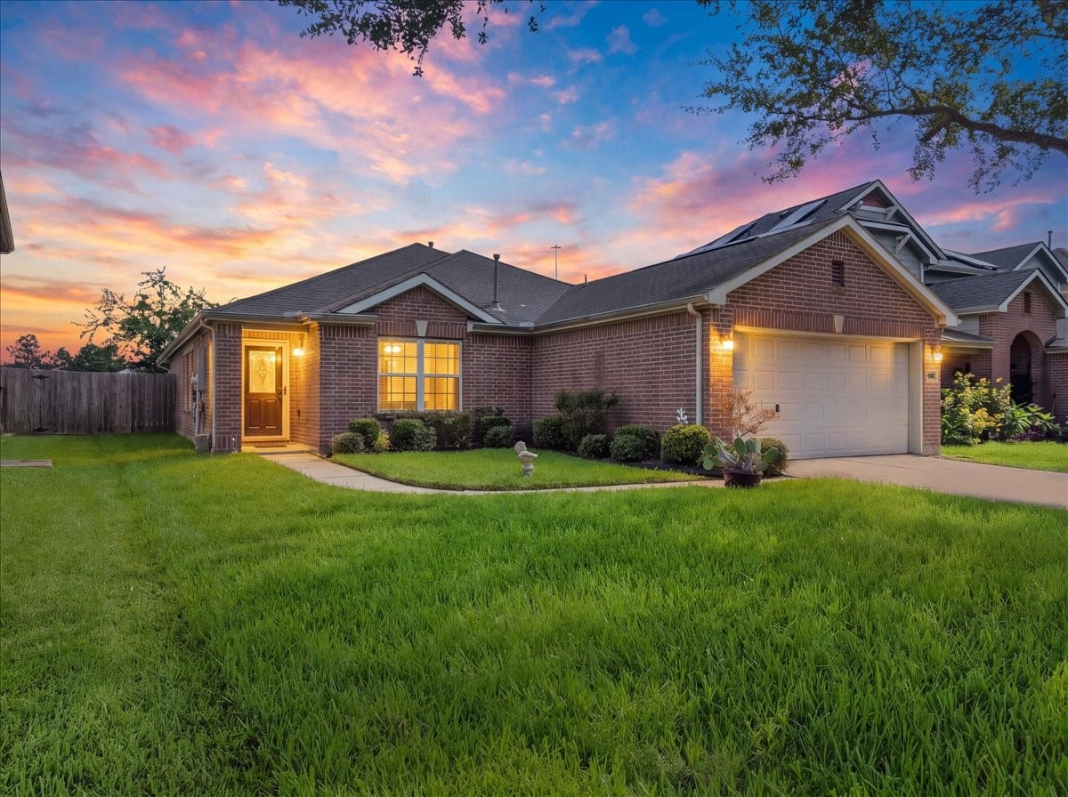 3132 Cambridge Meadows Lane, League City, TX 77539 3132 Cambridge Meadows Lane, League City, TX 77539
