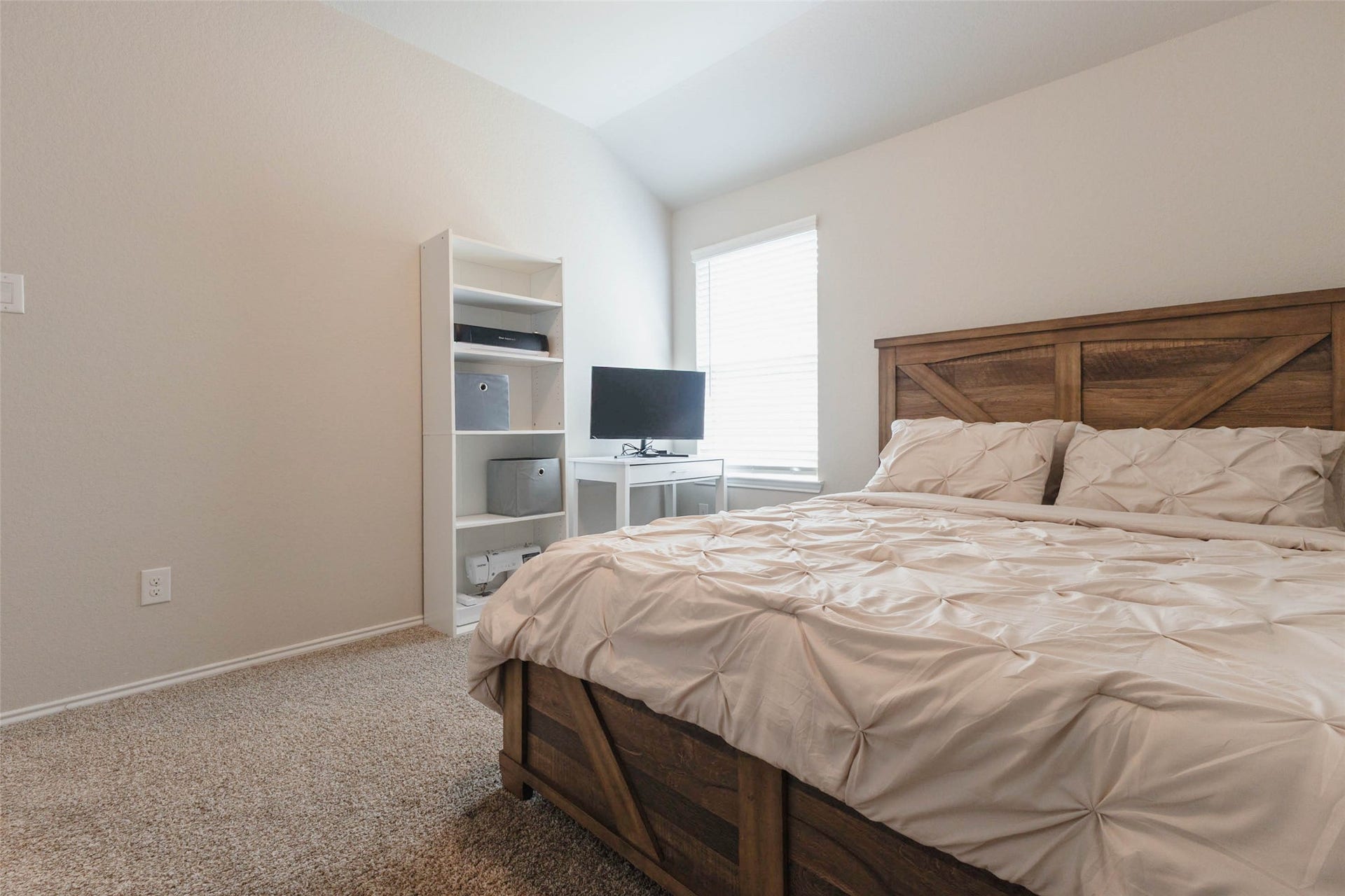 15303 Dinnet Berm Drive, Humble, TX 77346 There is plenty of space for a bed along with a desk or reading nook.