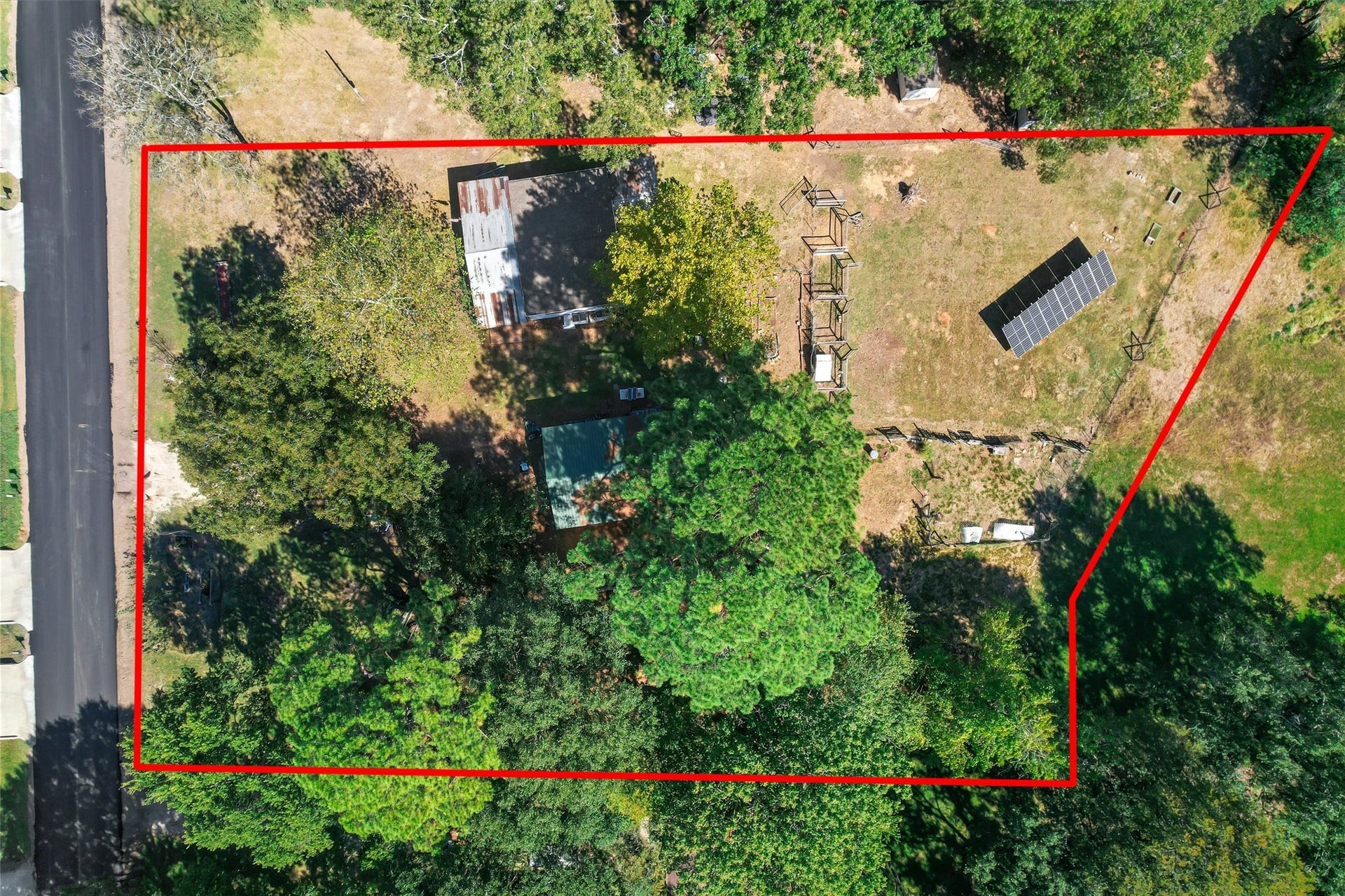 1007 Shawnee Drive, Conroe, TX 77316 1007 Shawnee Drive, Conroe, TX 77316