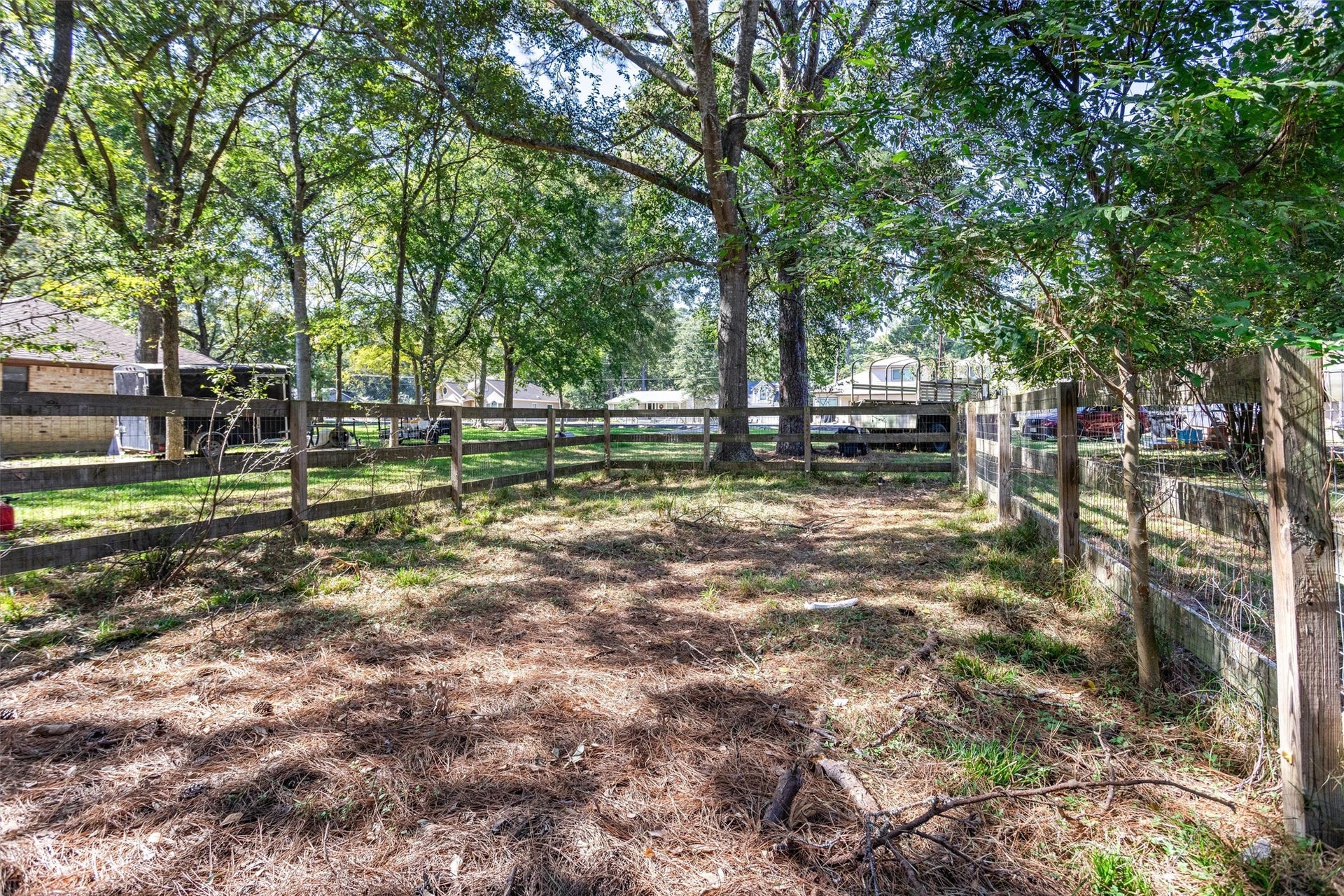 1007 Shawnee Drive, Conroe, TX 77316 1007 Shawnee Drive, Conroe, TX 77316