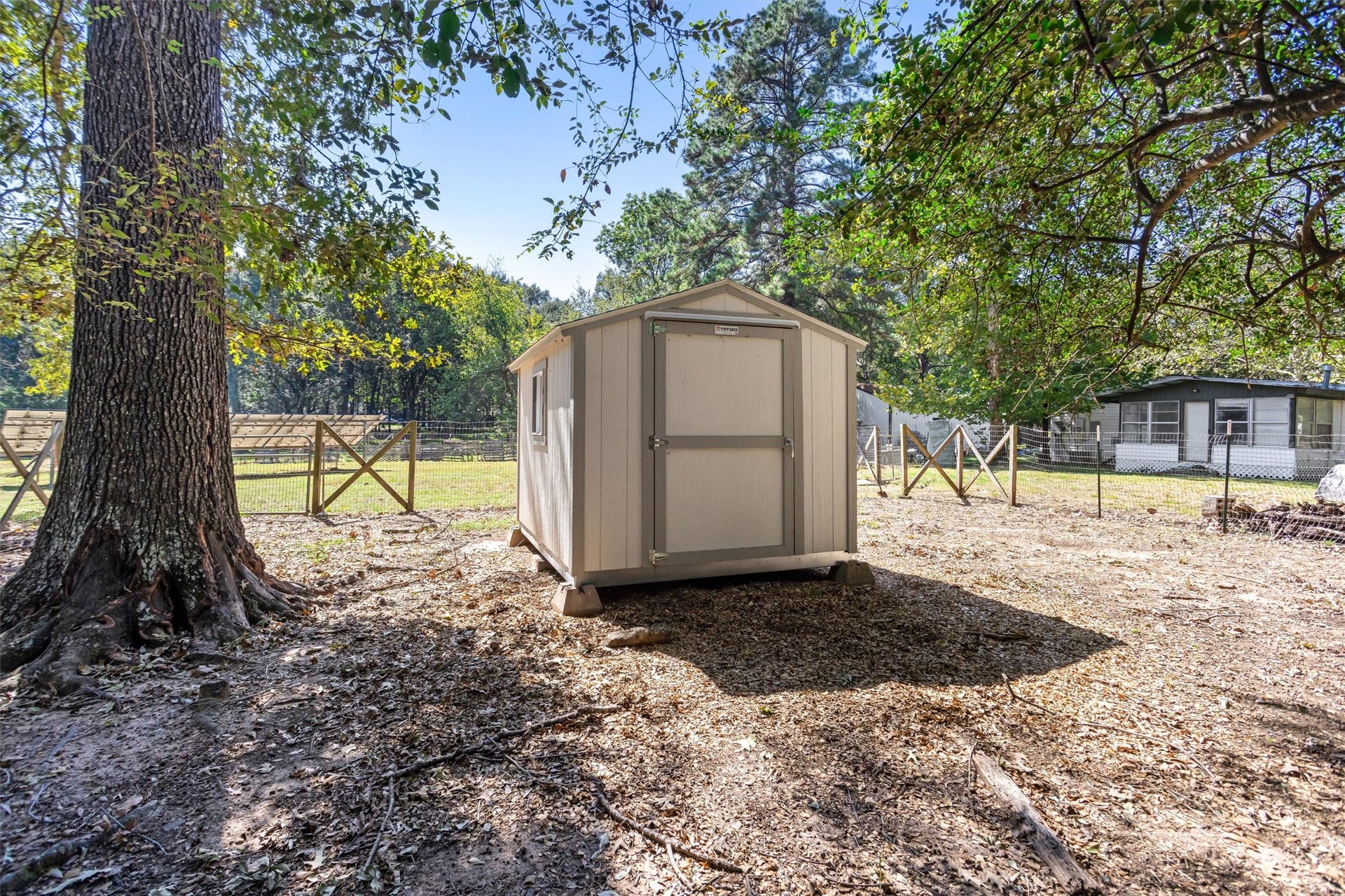 1007 Shawnee Drive, Conroe, TX 77316 1007 Shawnee Drive, Conroe, TX 77316
