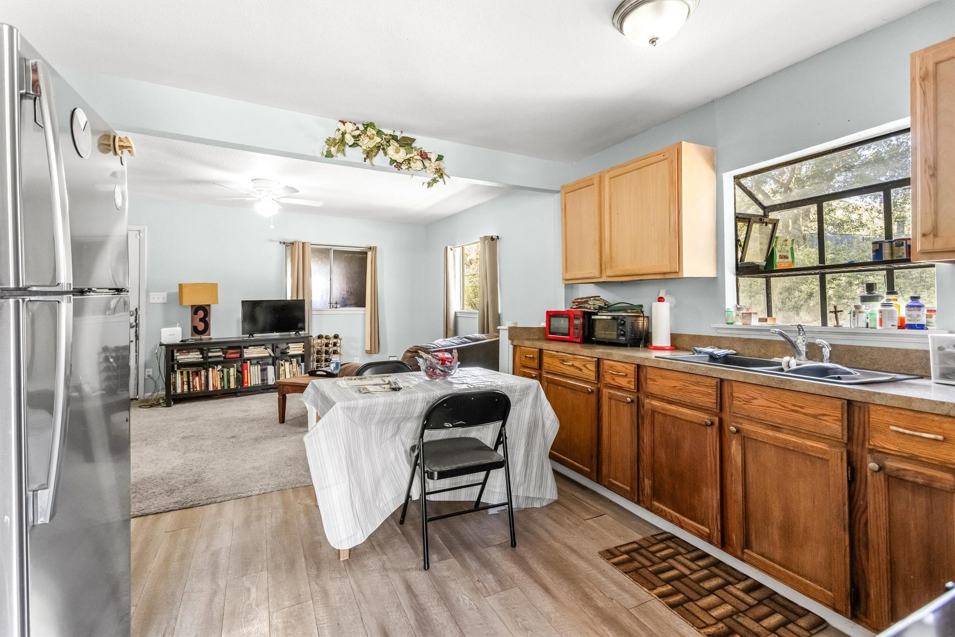 1007 Shawnee Drive, Conroe, TX 77316 1007 Shawnee Drive, Conroe, TX 77316