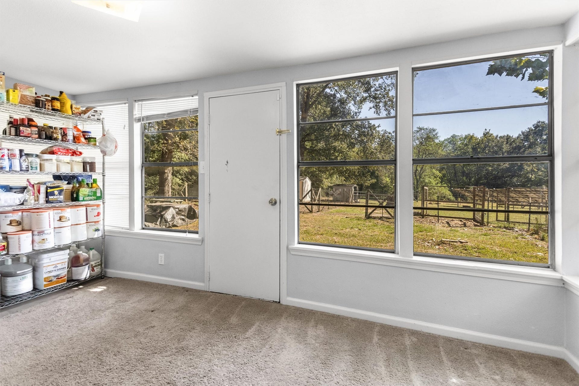 1007 Shawnee Drive, Conroe, TX 77316 1007 Shawnee Drive, Conroe, TX 77316