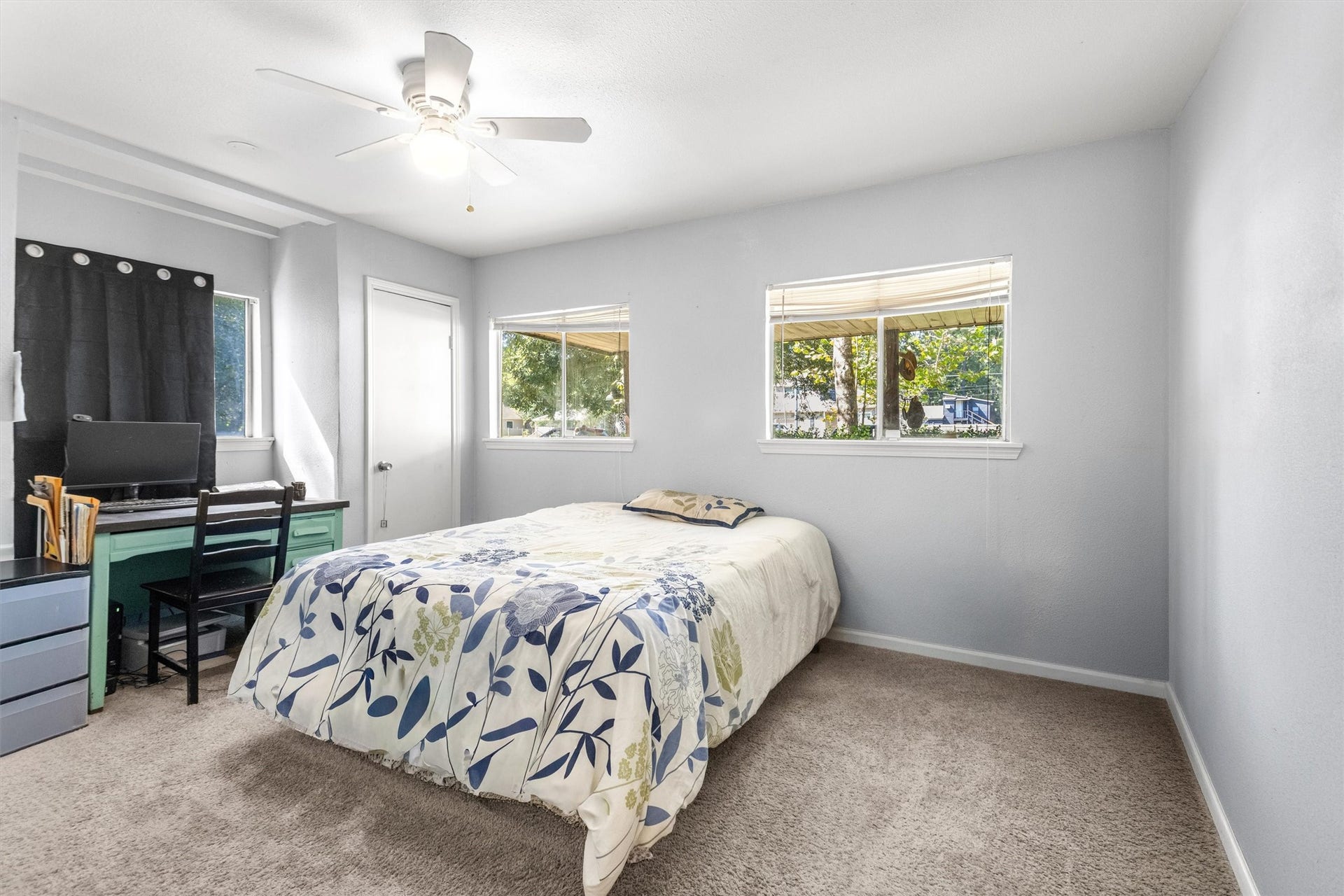 1007 Shawnee Drive, Conroe, TX 77316 1007 Shawnee Drive, Conroe, TX 77316