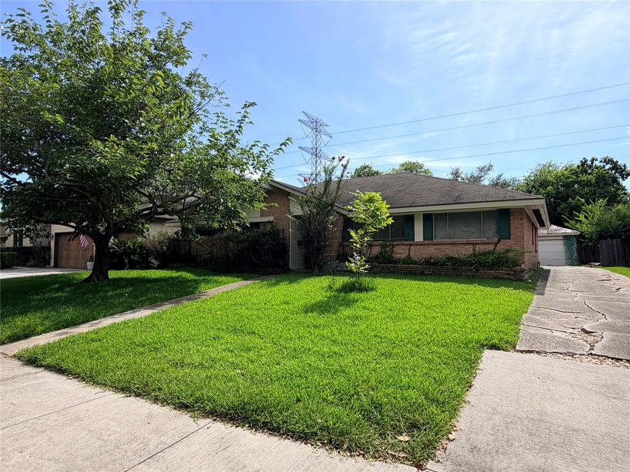 Property photo for 9130 Bassoon Drive, Houston, TX