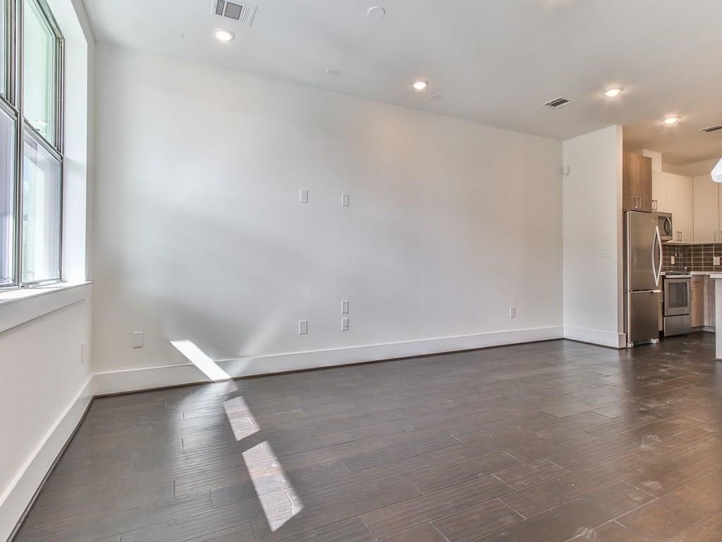 2401 Crawford Street, #A-213, Houston, TX 77004 View from entrance