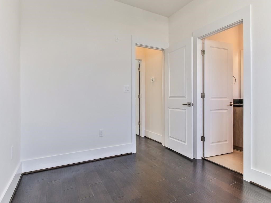 2401 Crawford Street, #A-213, Houston, TX 77004 Bedroom 2 with ensuite bathroom